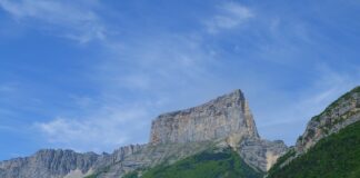 Kto wymyślił igłę?